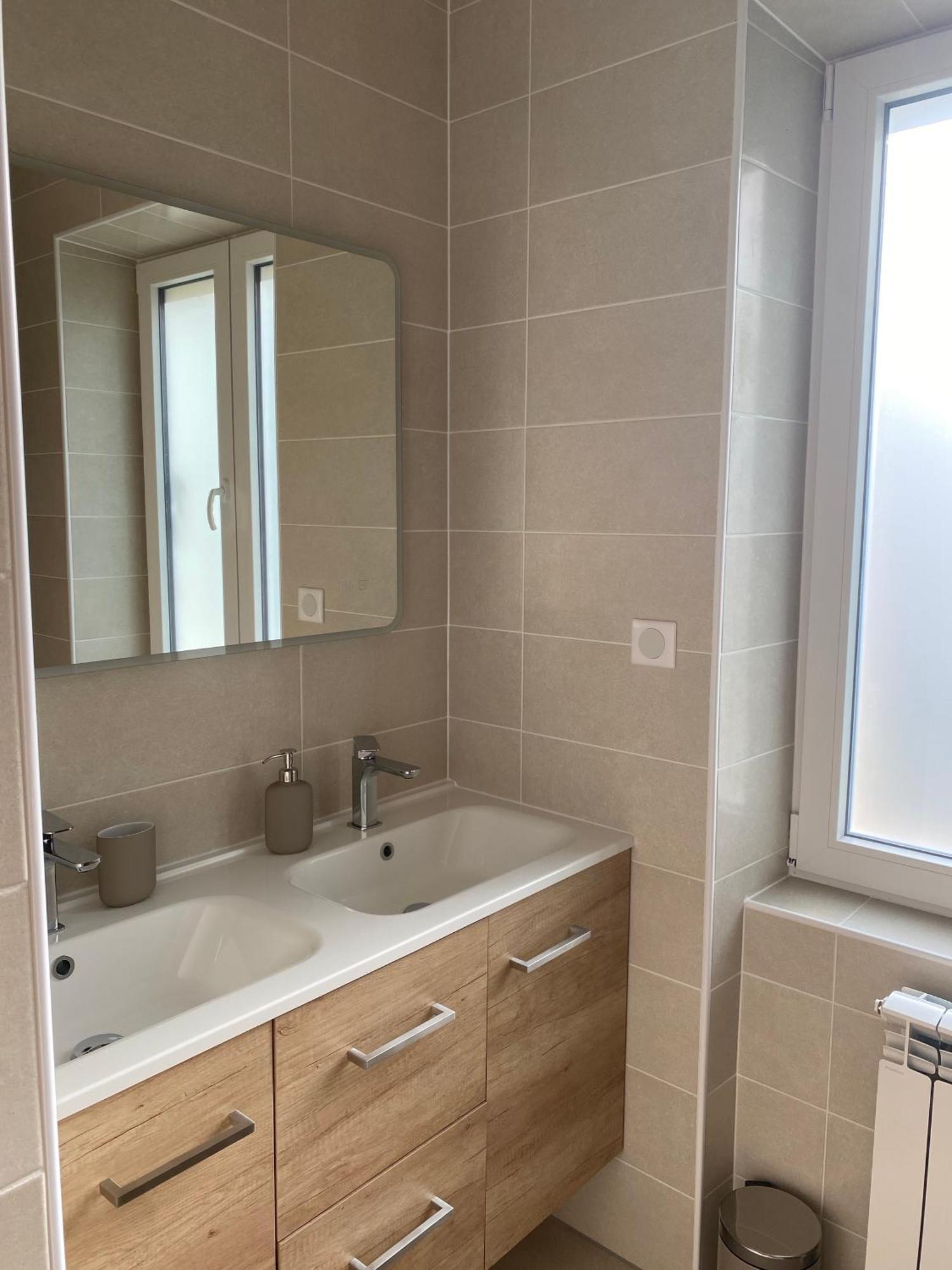 T3 Neuf, Parking & Garage Prive, Proche Centre Casa vacanze *